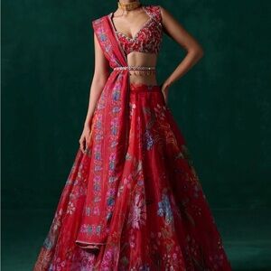 Lashkaraa Red Multicolor Floral Printed Lehenga